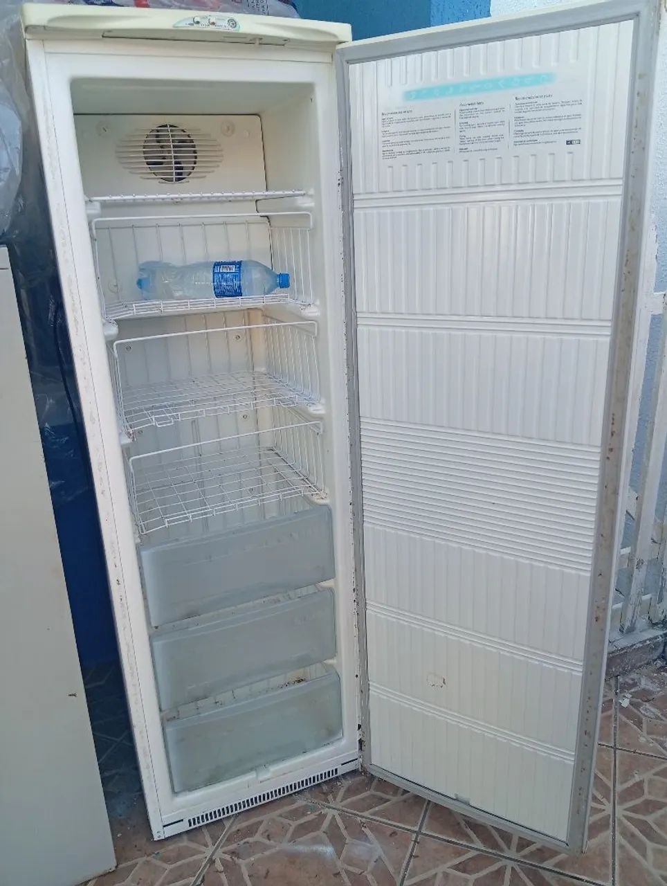 FREEZER VERTICAL ELETROLUX  - Foto 3