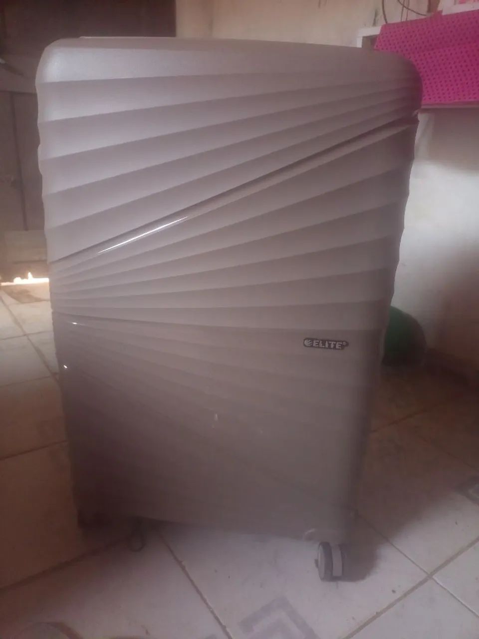 Vendo mala Grande de viagem 