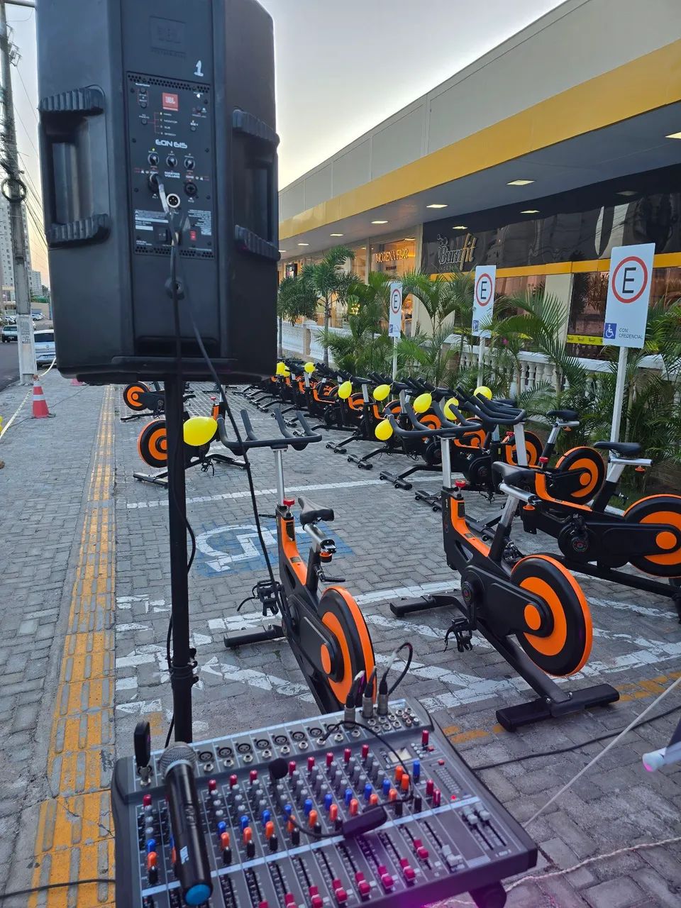 Sonorização e iluminação  - Foto 2