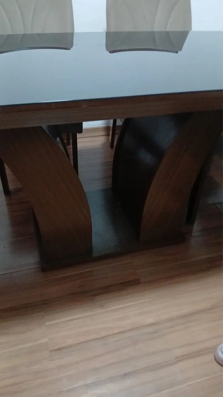 Venda mesa jantar + 6 cadeiras 