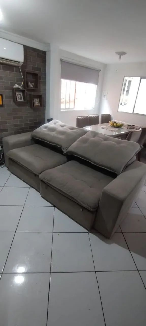 Sofá 4 lugares Retrátil e Reclinável seminovo Material _chenille  - Foto 2