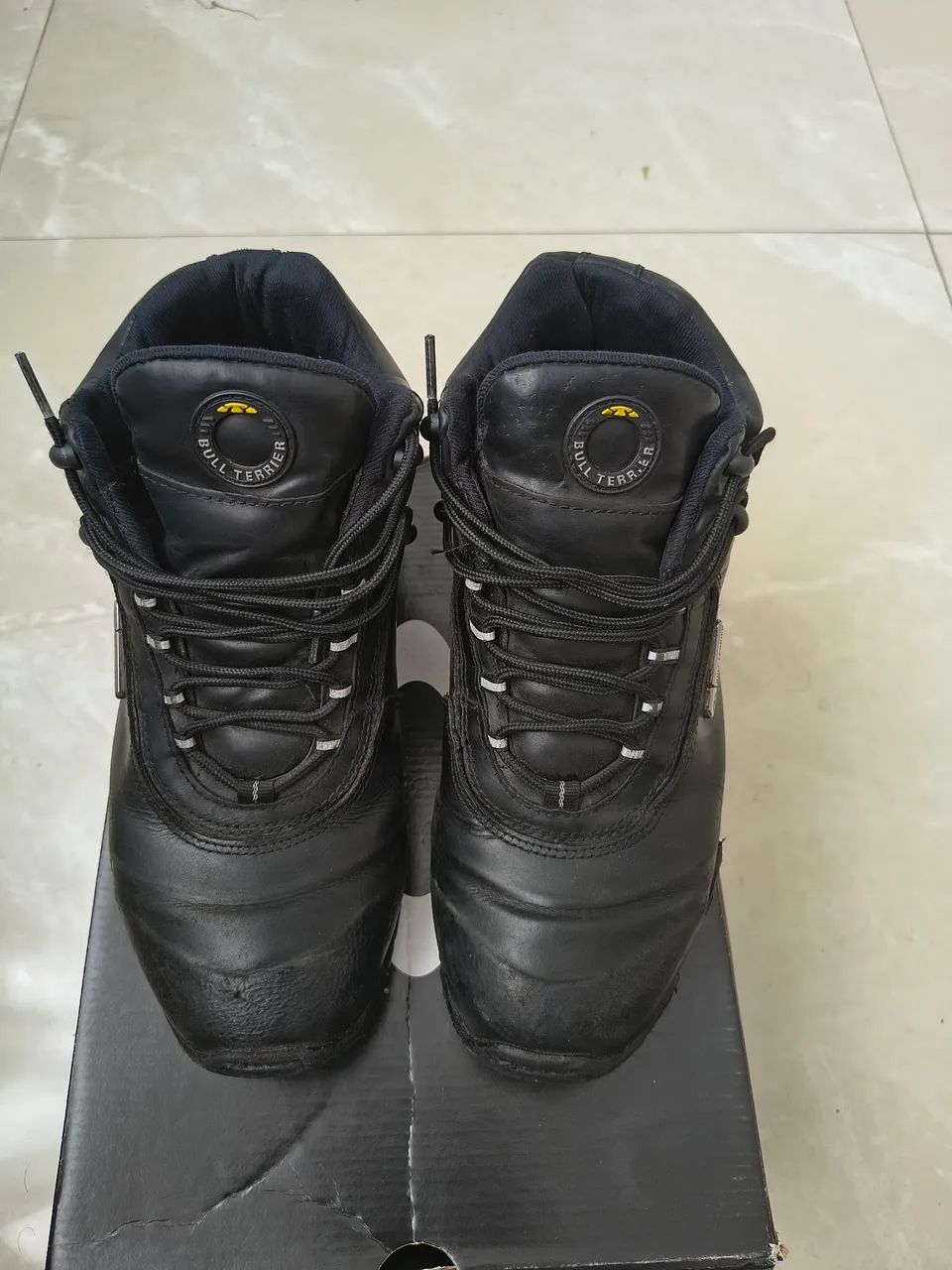 Bota masculina Bull terrier 40 original usada