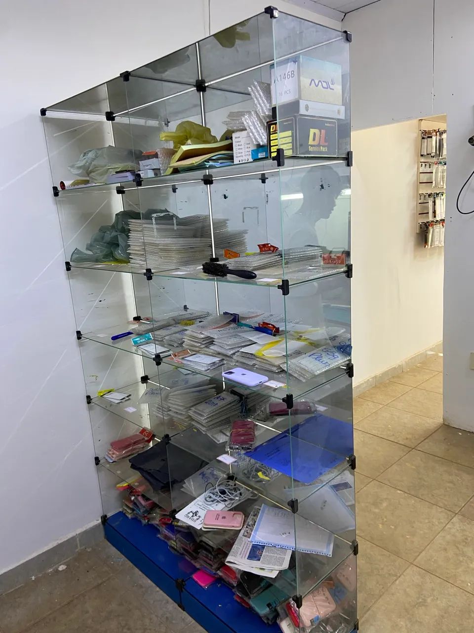 ESTRUTURA COMPLETA PARA LOJA DE CELULAR  - Foto 5