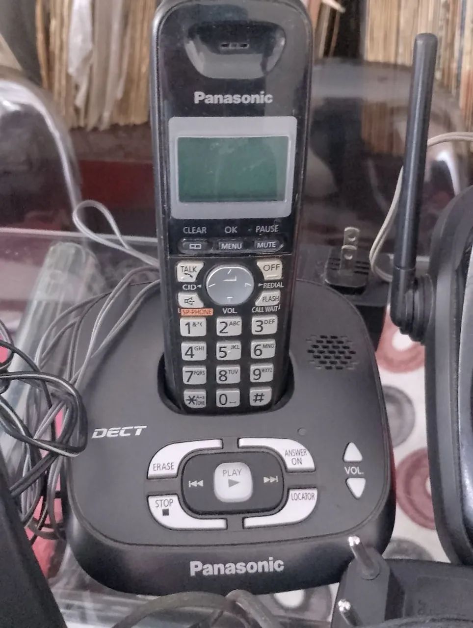 Telefones sem fio funcionando bem preço por unidade  Panasonic está sem bateria  - Foto 5