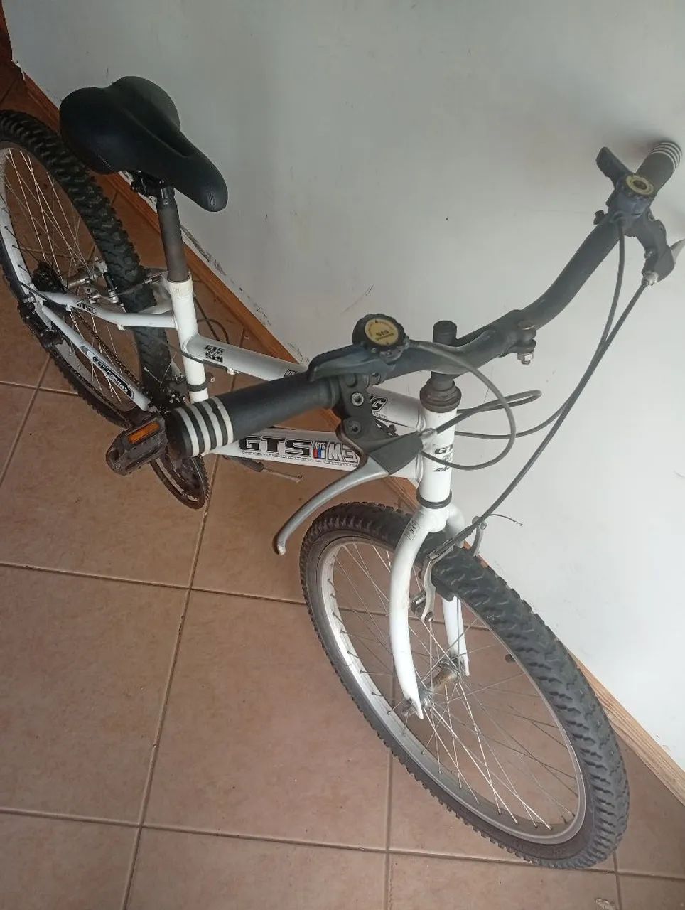 BICICLETA ARO 24 SEMI-NOVA  - Foto 2