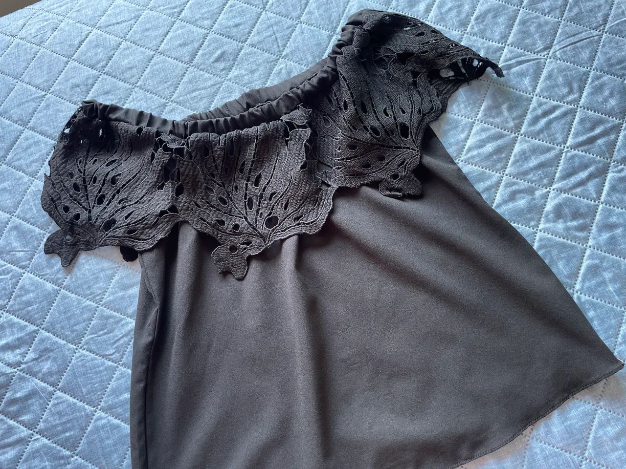 Blusa de ombro 