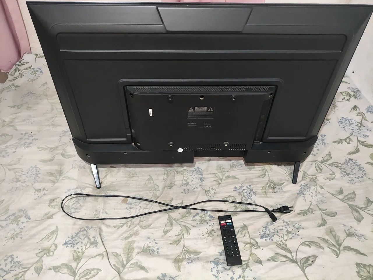 VENDO TV 43 POLEGADAS SEMI NOVA - Foto 3