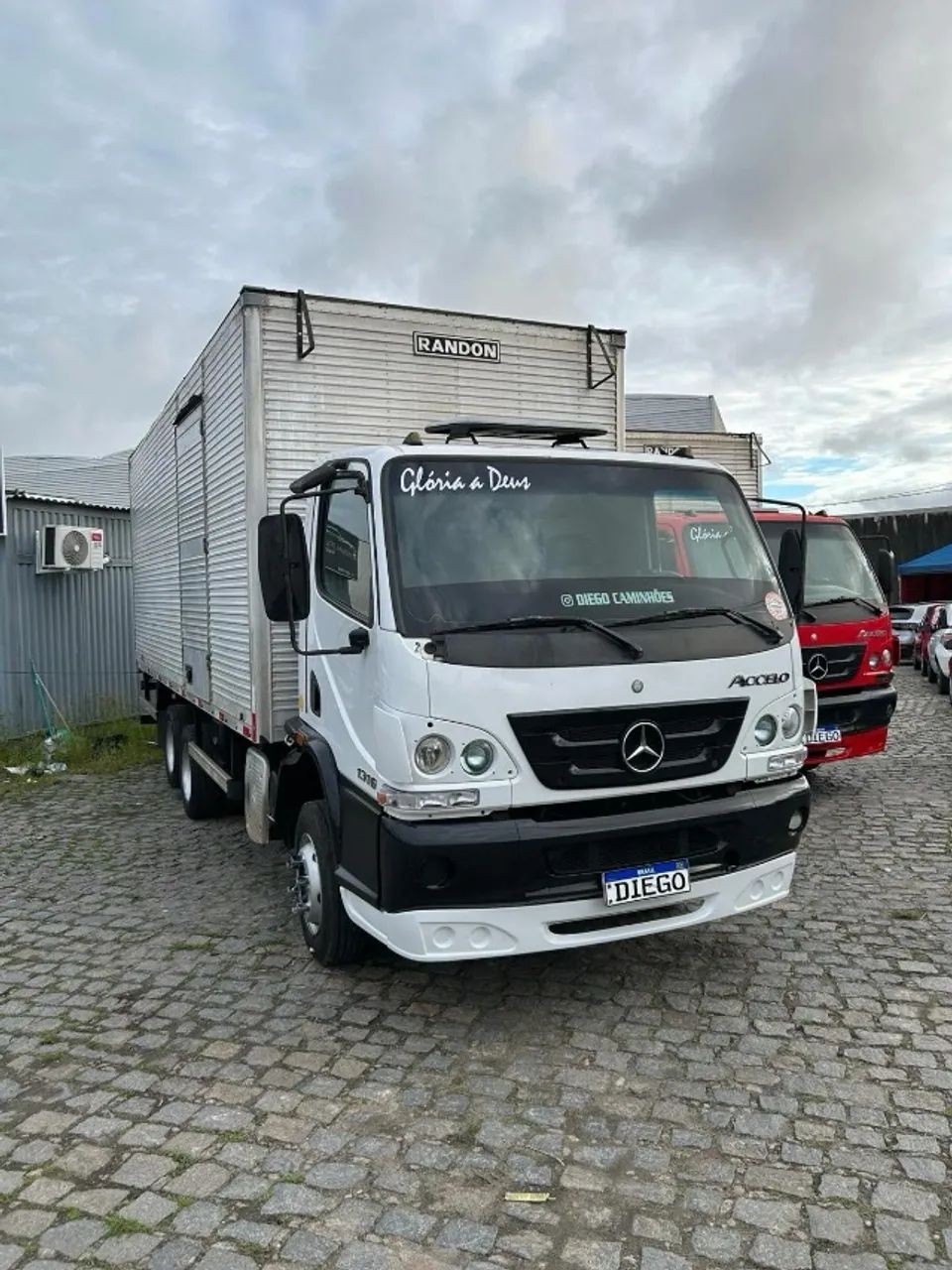 M BENZ ACCELO 1316 ANO: 2016  - Foto 4