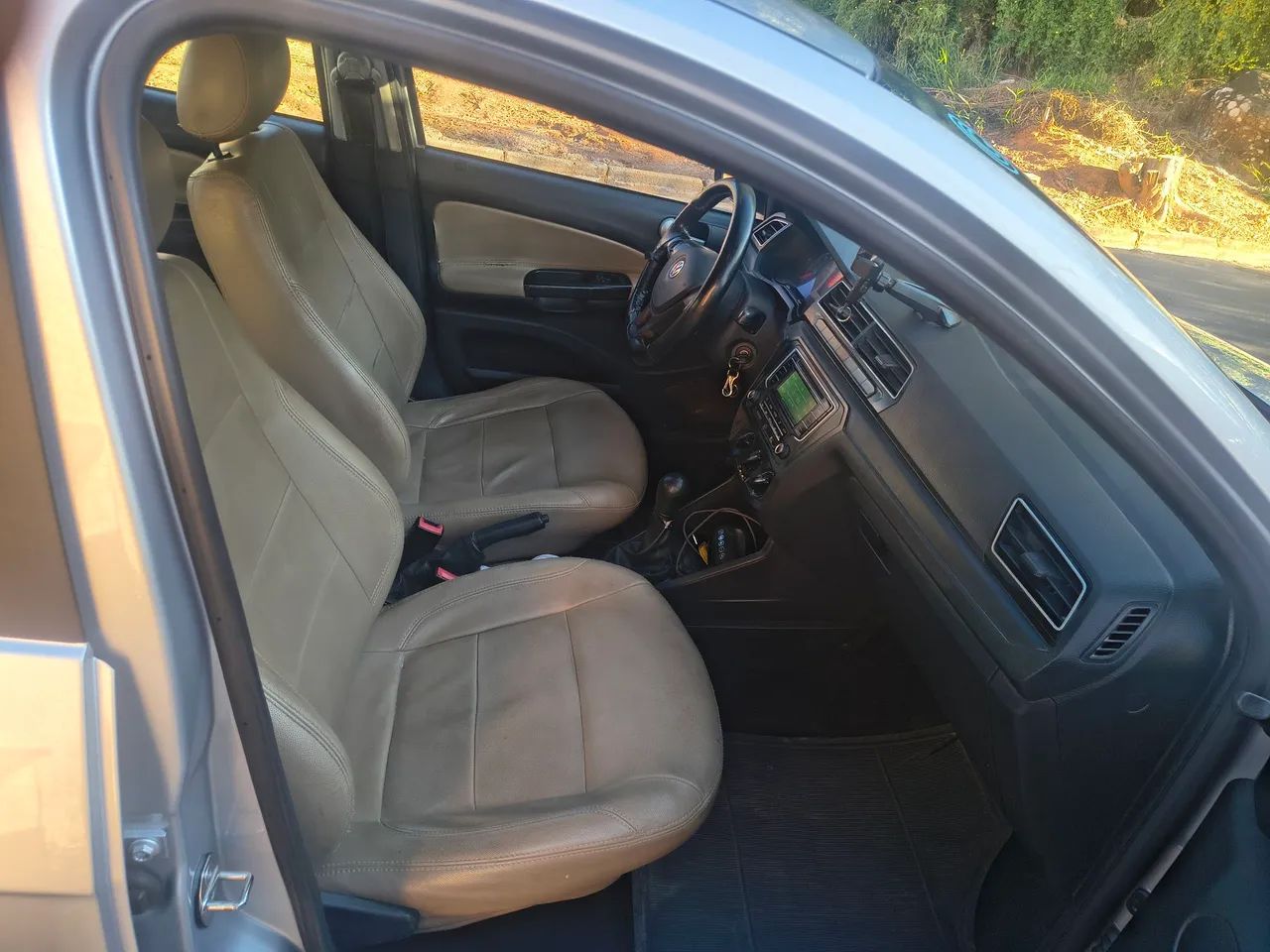 Volkswagen Voyage VOYAGE 1.6 MSI Flex 8V 4p 2019