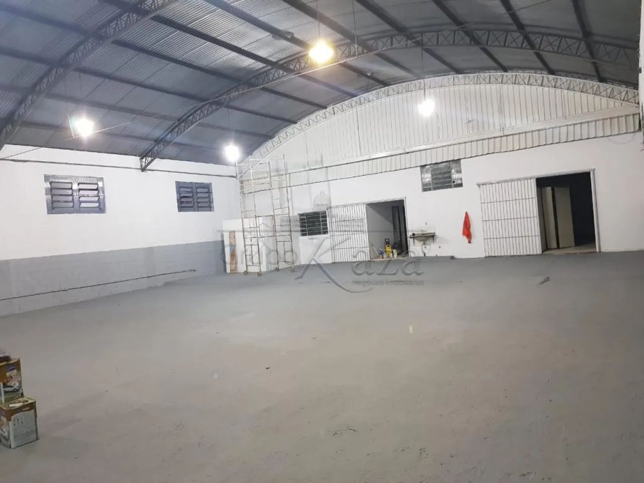 Oportunidade - Galpão Industrial - Rio Comprido - Jacareí - 740m². - Foto 2