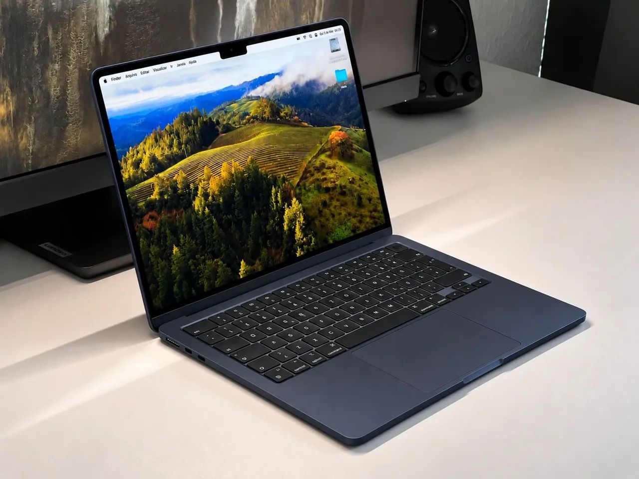 MACBOOK AIR M2 / 8GB RAM / 256 NVME