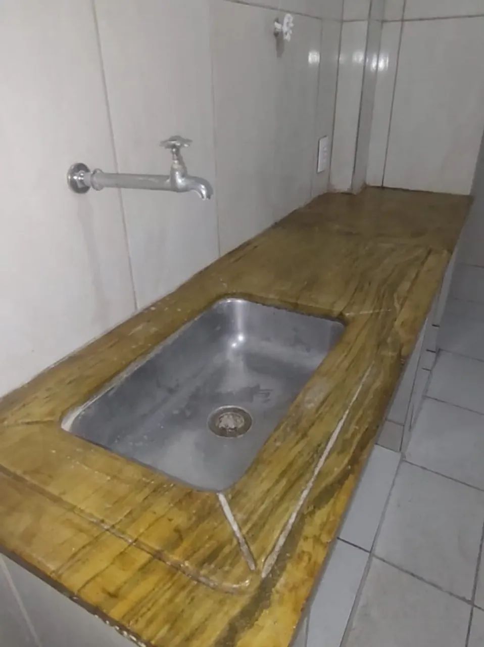 Padre Eustáquio - Barracão 2 quartos - Excelente localização - Foto 2