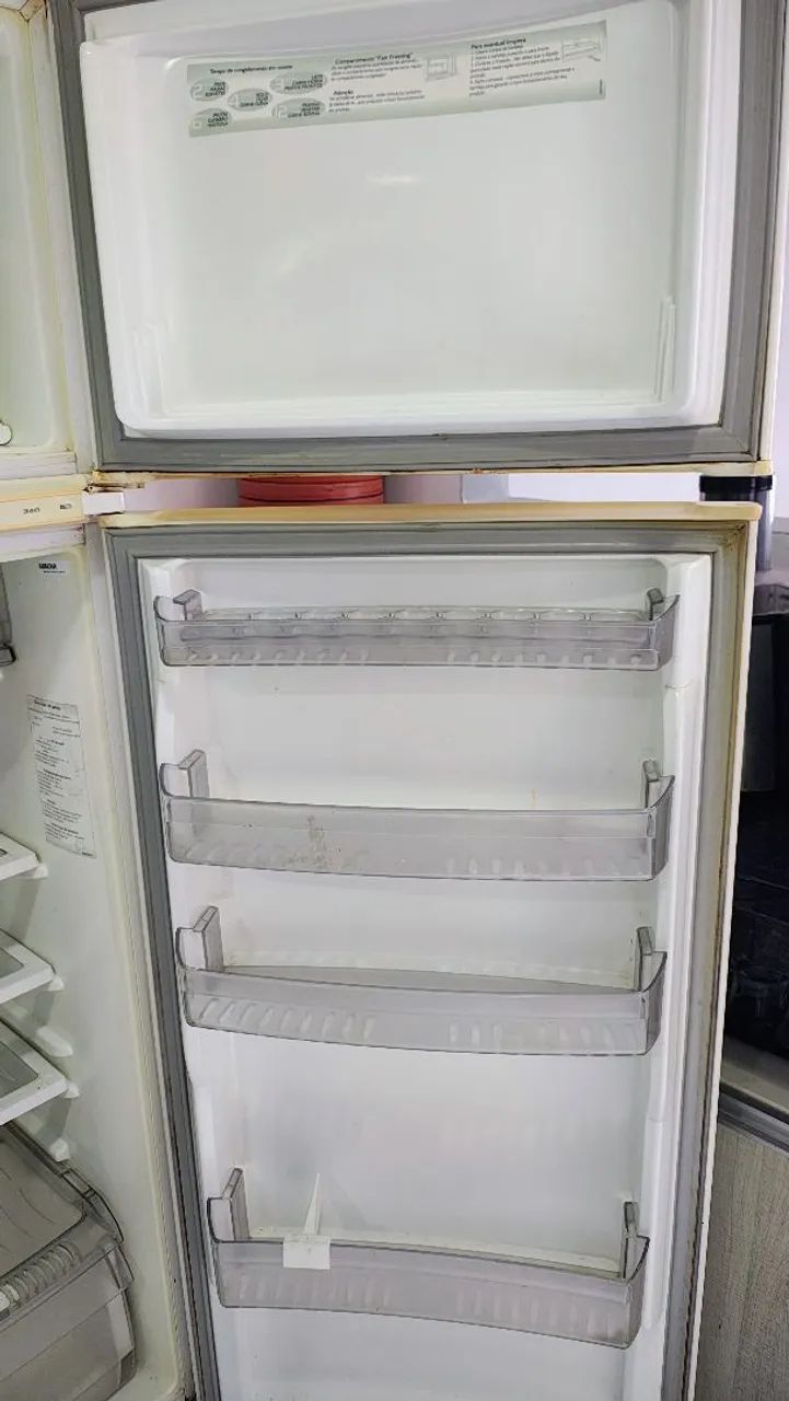 Geladeira 110v com transformador  - Foto 5