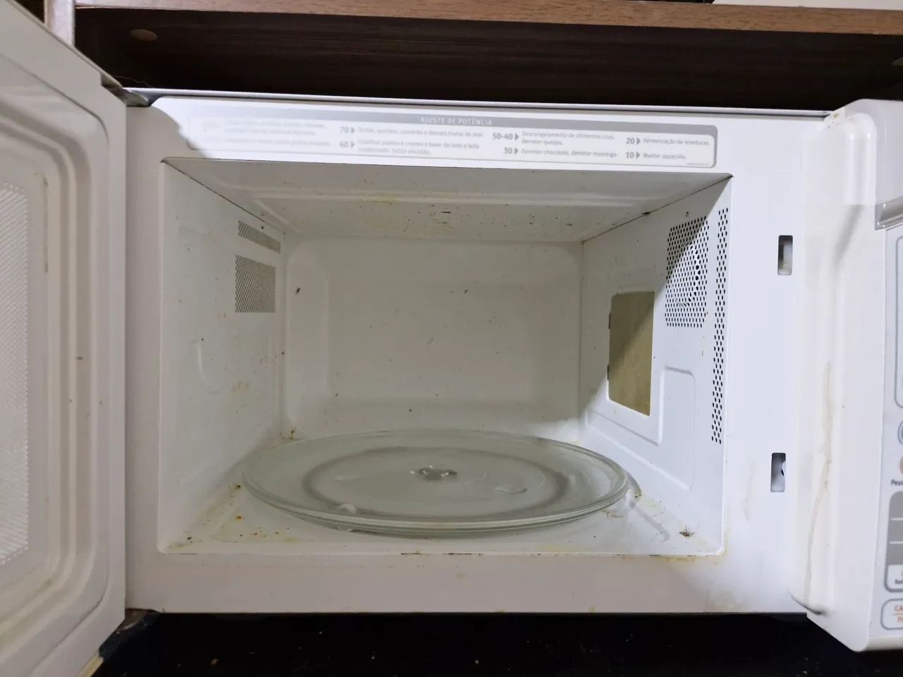 Micro-ondas Electrolux - com defeito - Foto 2
