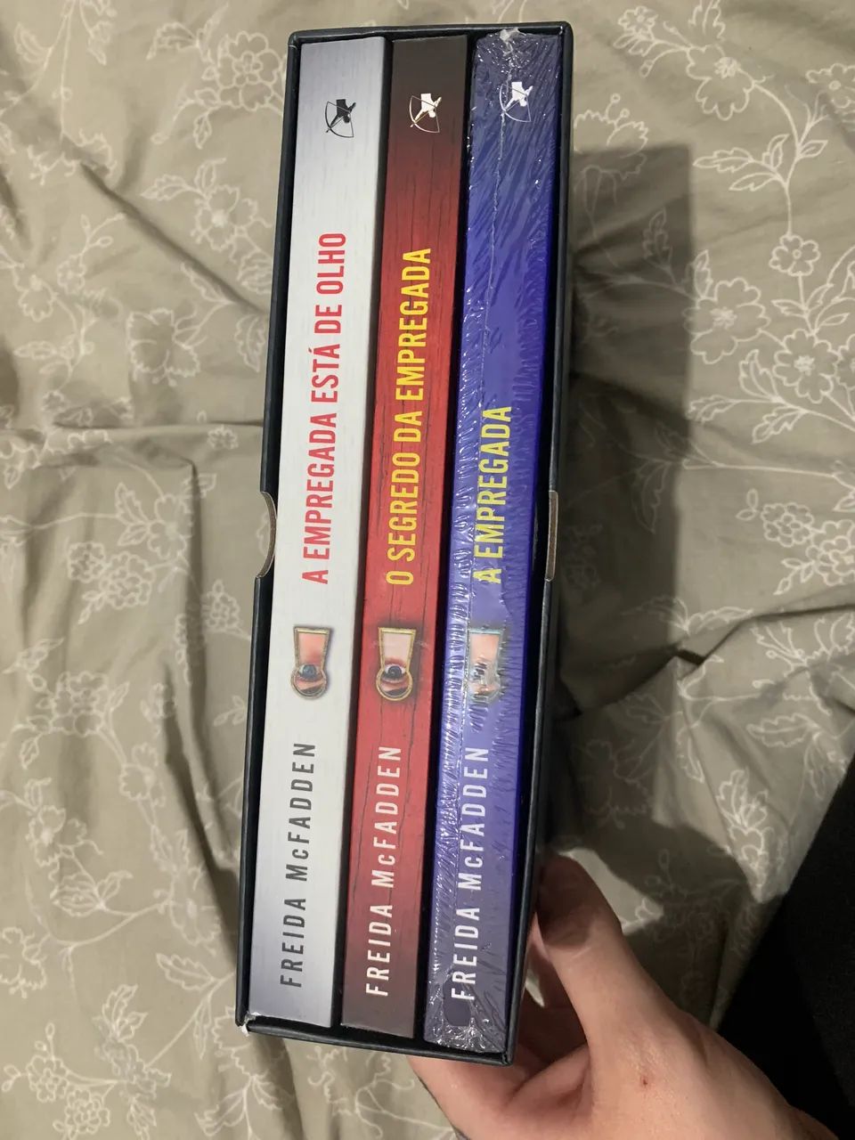 Coleção de livros A empregada  - Foto 2