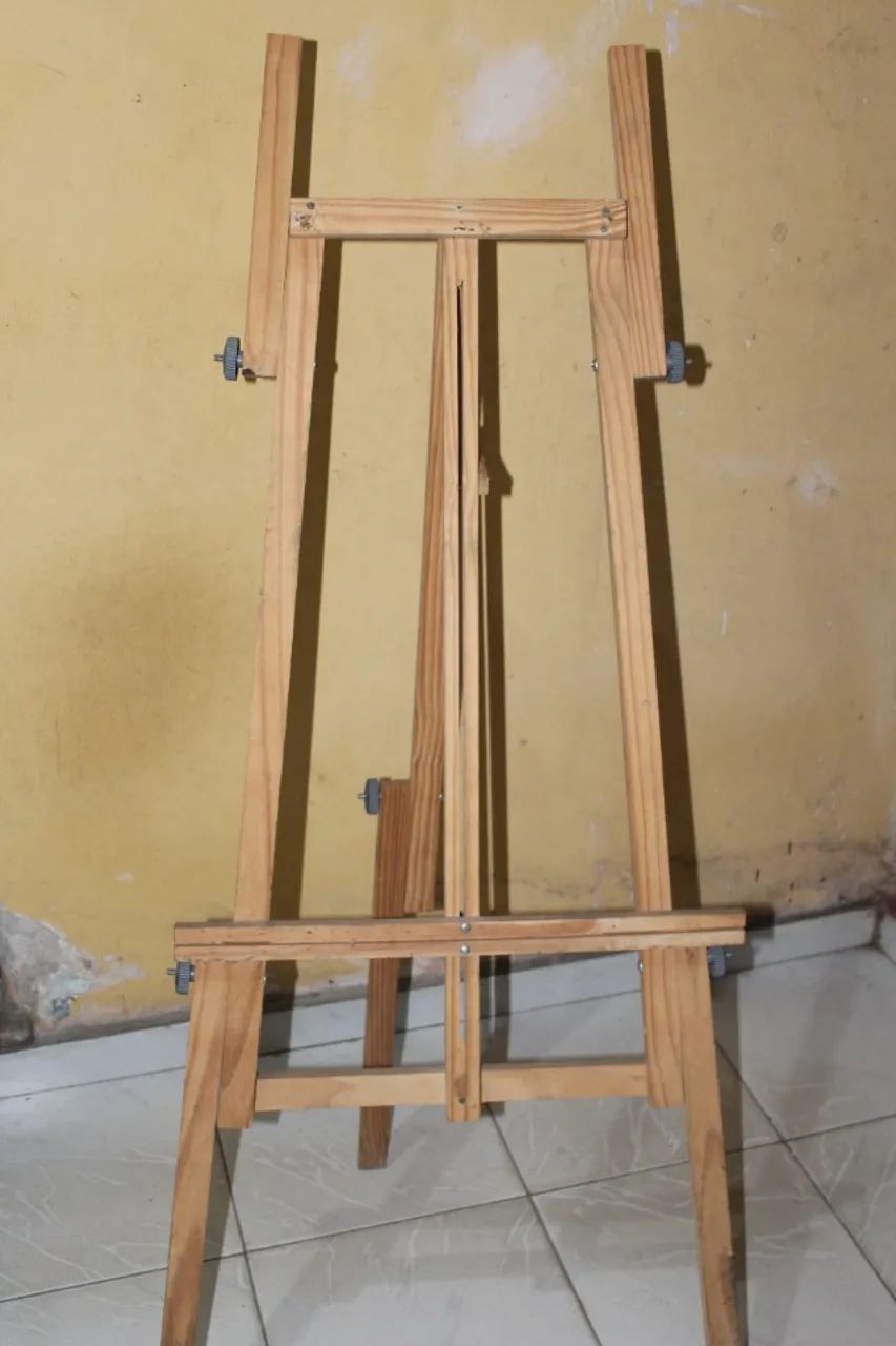 cavalete de pintura bem conservado - Foto 2