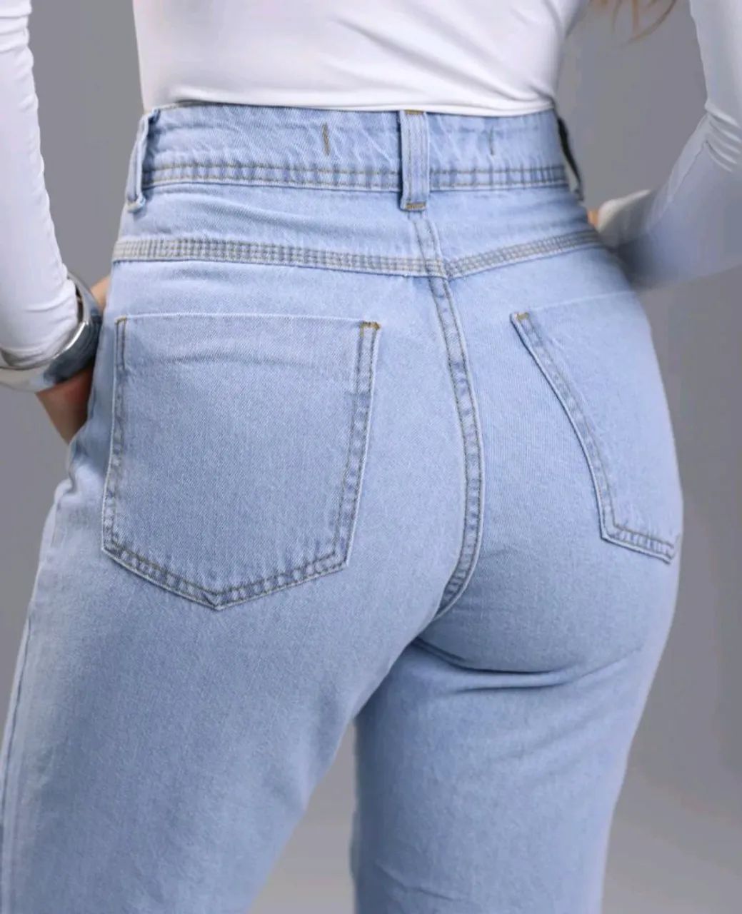 Calça jeans feminina Rhode tamanho 40 - Foto 3