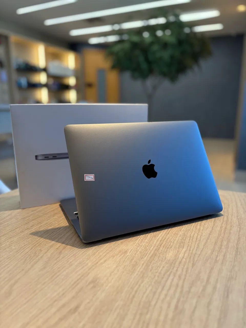 MacBook Air M1 256GB 13 Polegadas Cinza - Seminovo