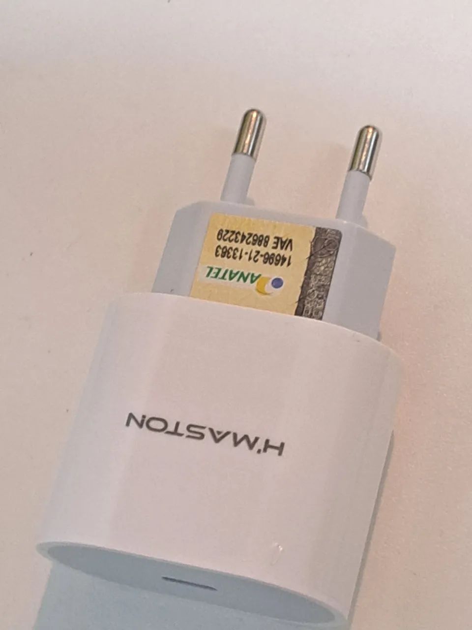Carregador celular Usb-C 30W novo 
