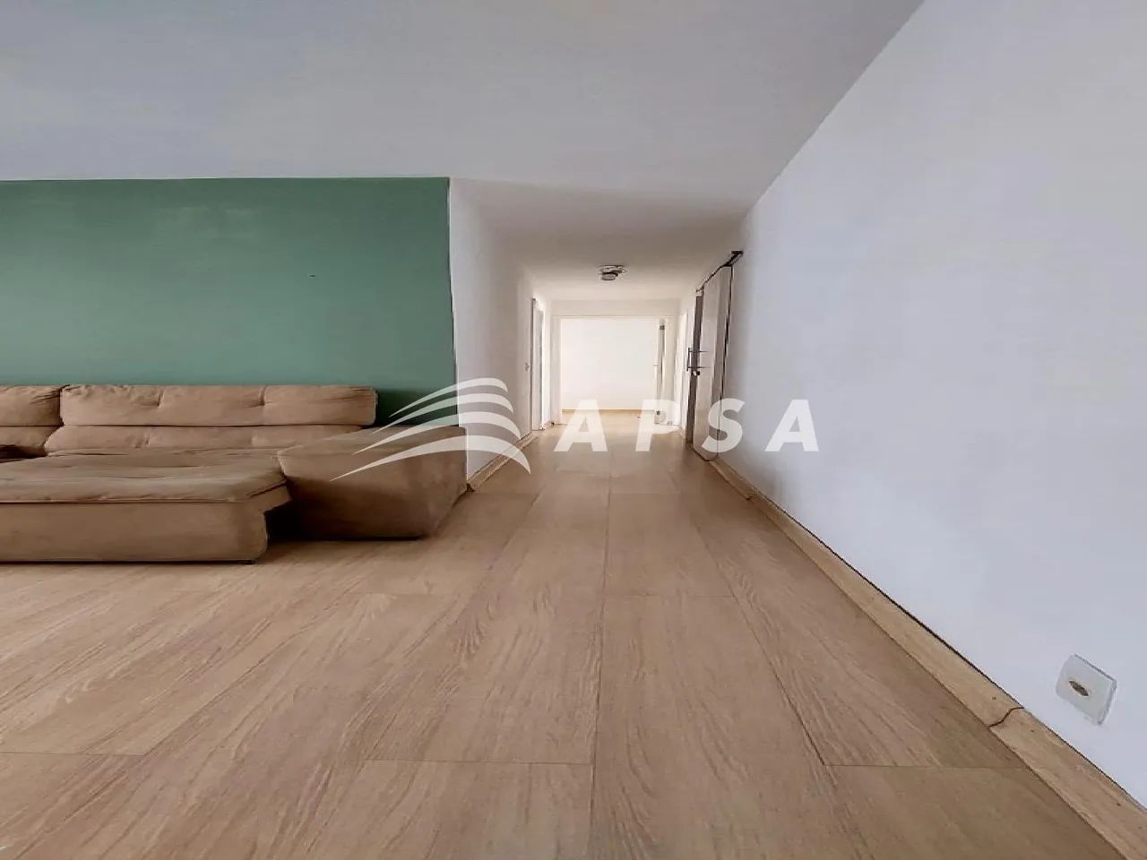 UM LINDO APARTAMENTO LOCALIZADO EM NITERÓI, PERFEITO PARA QUEM BUSCA CONFORTO E PRATICIDAD - Foto 2