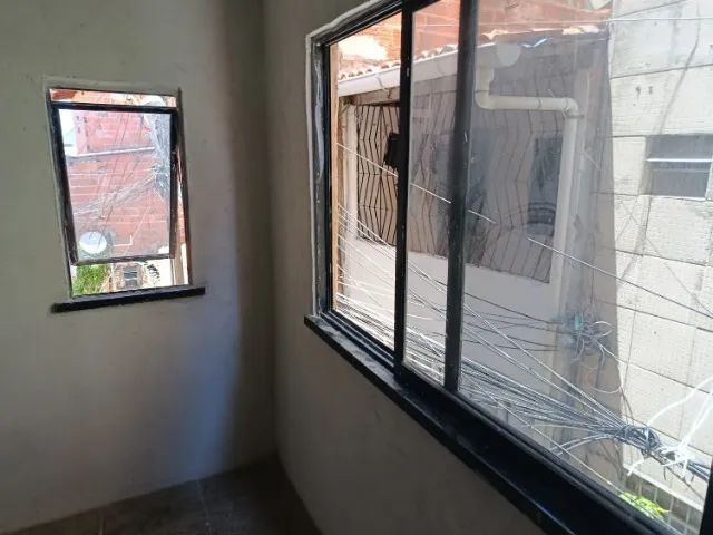 Casa com 2 quartos, 1°andar em vila, próximo a beira mar. - Foto 2