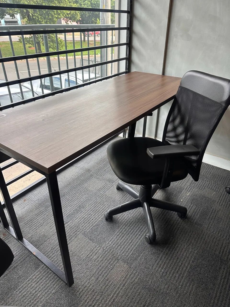 MESA E CADEIRA DE ESCRITORIO LOJA IKONOFFICE  - Foto 3
