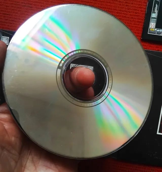 CD Rock Duplo Led Zeppelin The Song Remains The Same (Bom Estado) - Foto 5