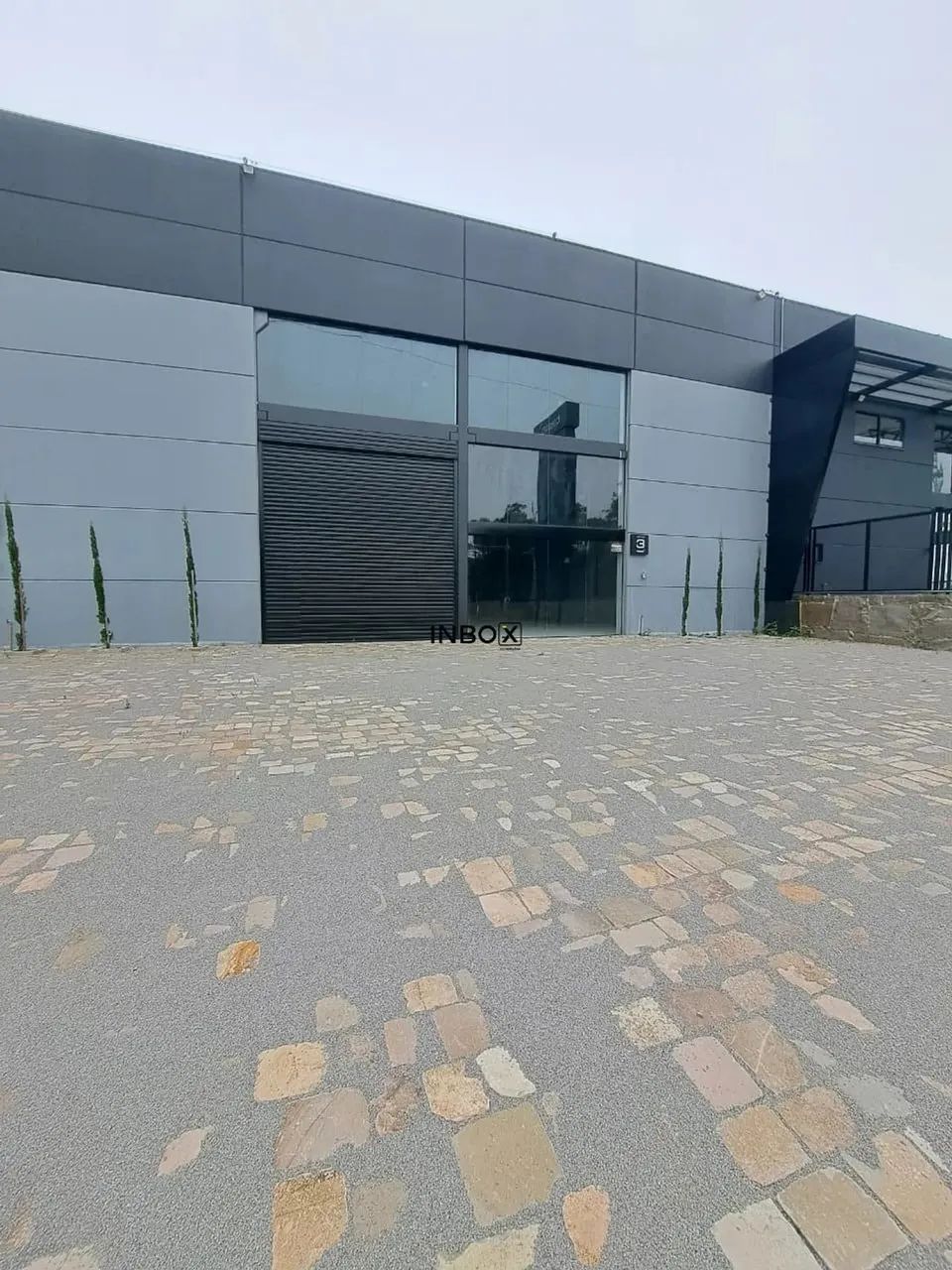 Inbox aluga Pavilhão de 750m² em Garibaldi