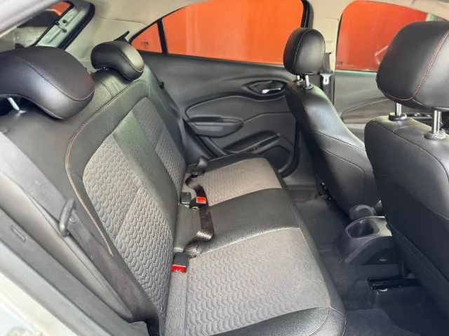 Chevrolet Onix Hatch LTZ 1.4 8V Flex Aut. 4P 2018 - Foto 2