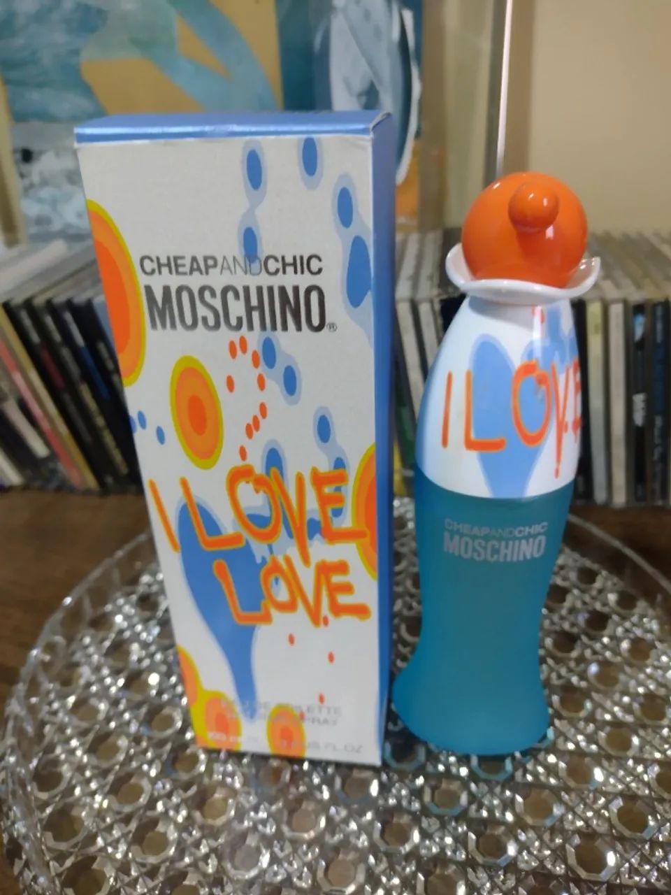 Perfumes Eau de Givenchy, I Love Love Moschino e Chanson D'eu Vanilla  - Foto 2