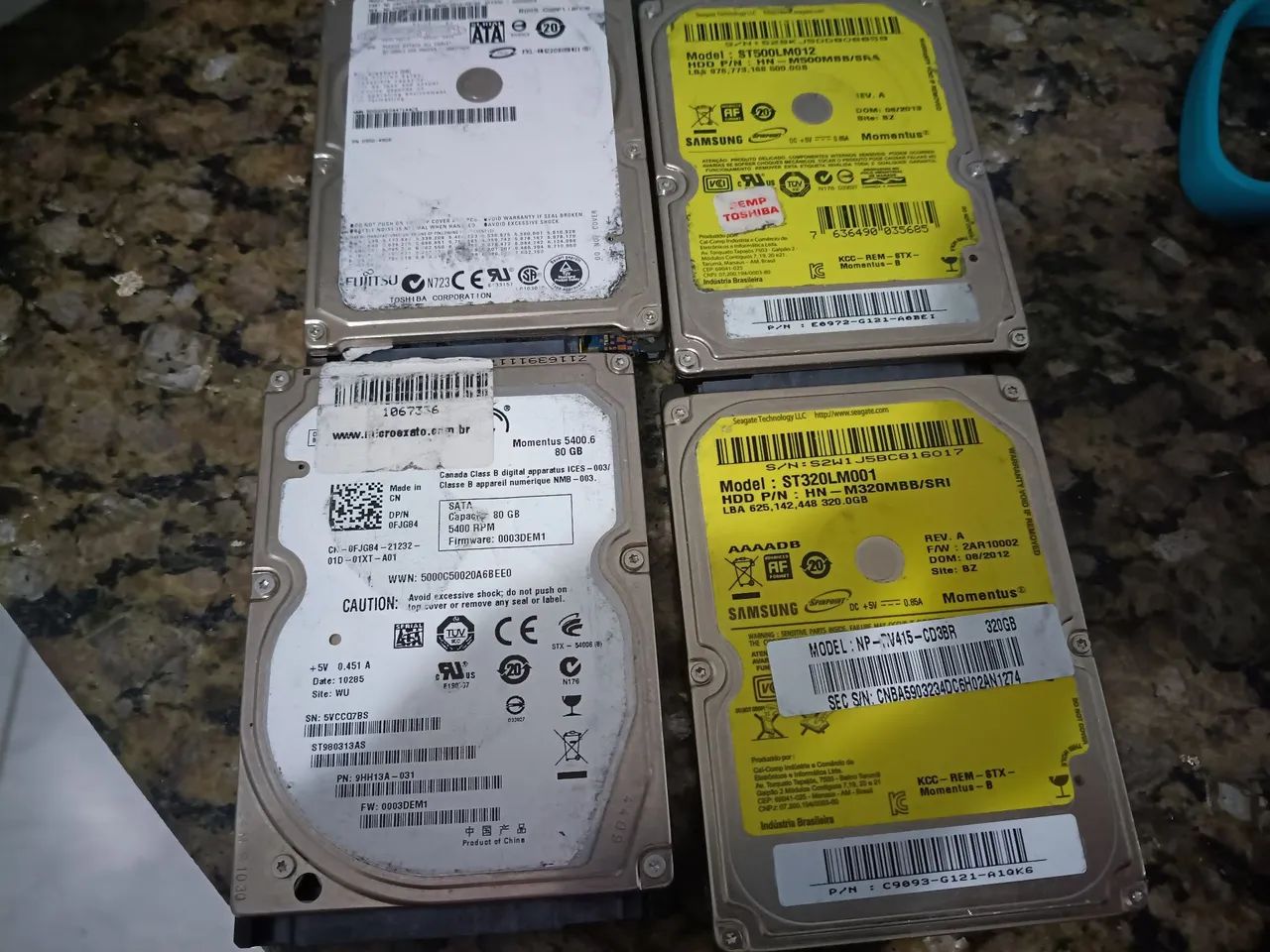4 HDS DE NOTEBOOK MEIA VIDA