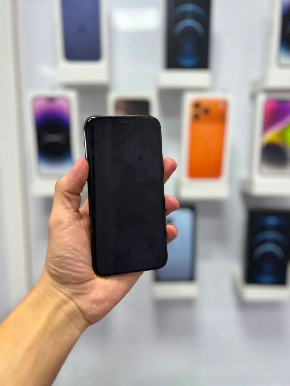 iPhone 11 Pro - 64GB ?1.399,00 - Foto 3