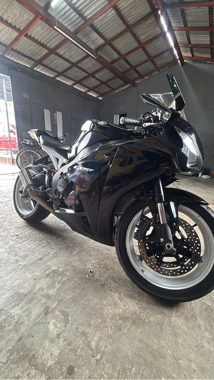 Cbr fireblade 1000rr 