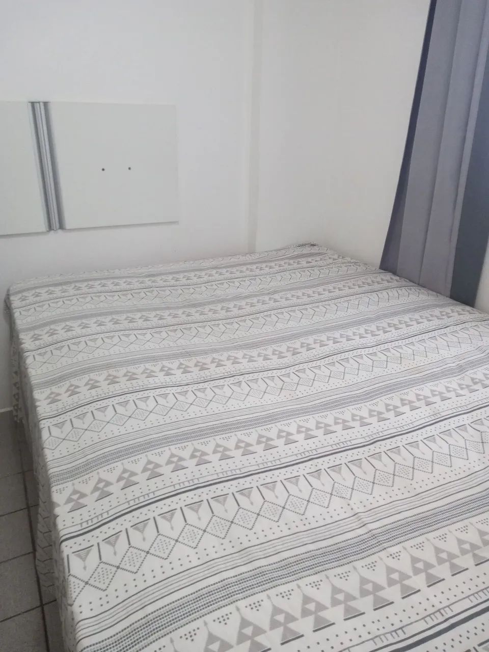 Aluga-se quarto para moça estudante ou que trabalhe fora. - Foto 2