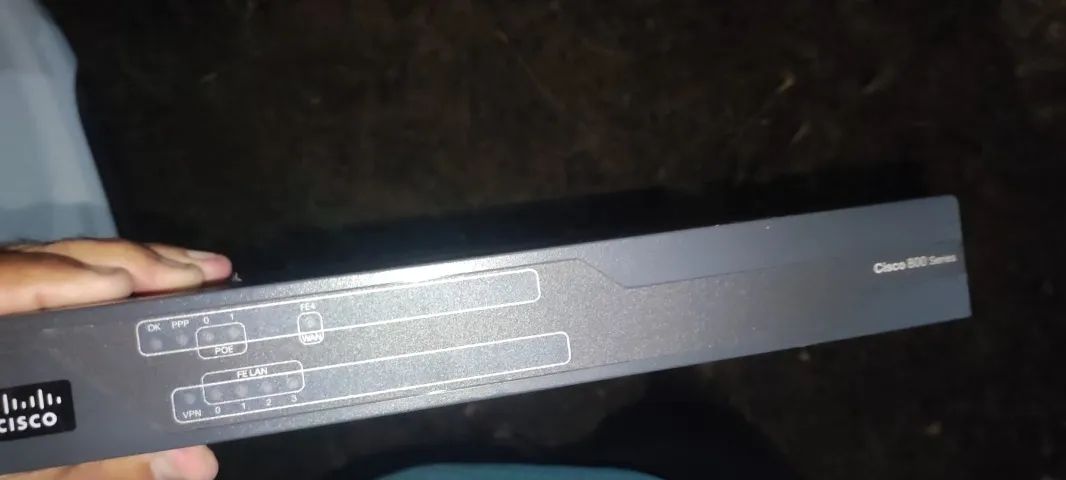 Cisco C881-K9 - Foto 2