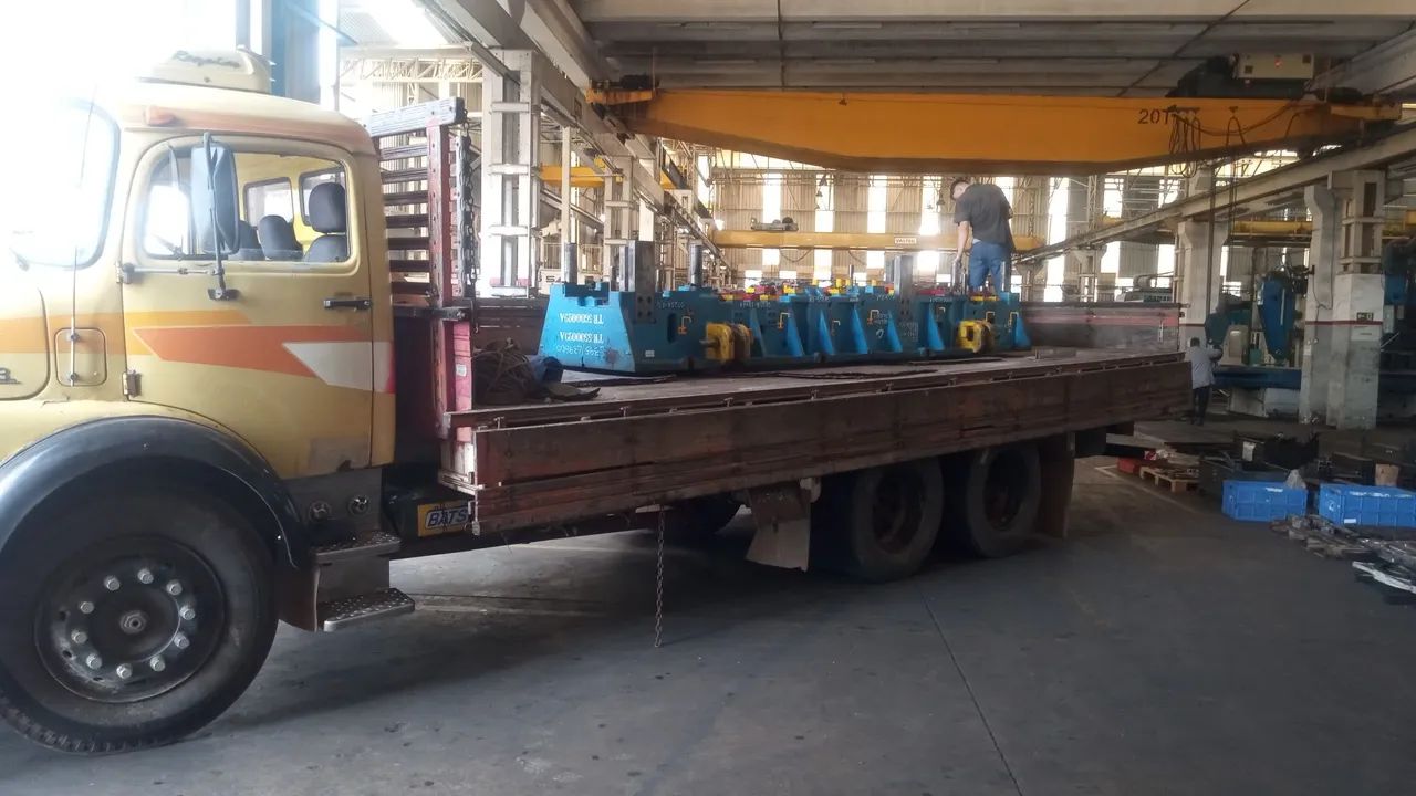 Caminhão 1113