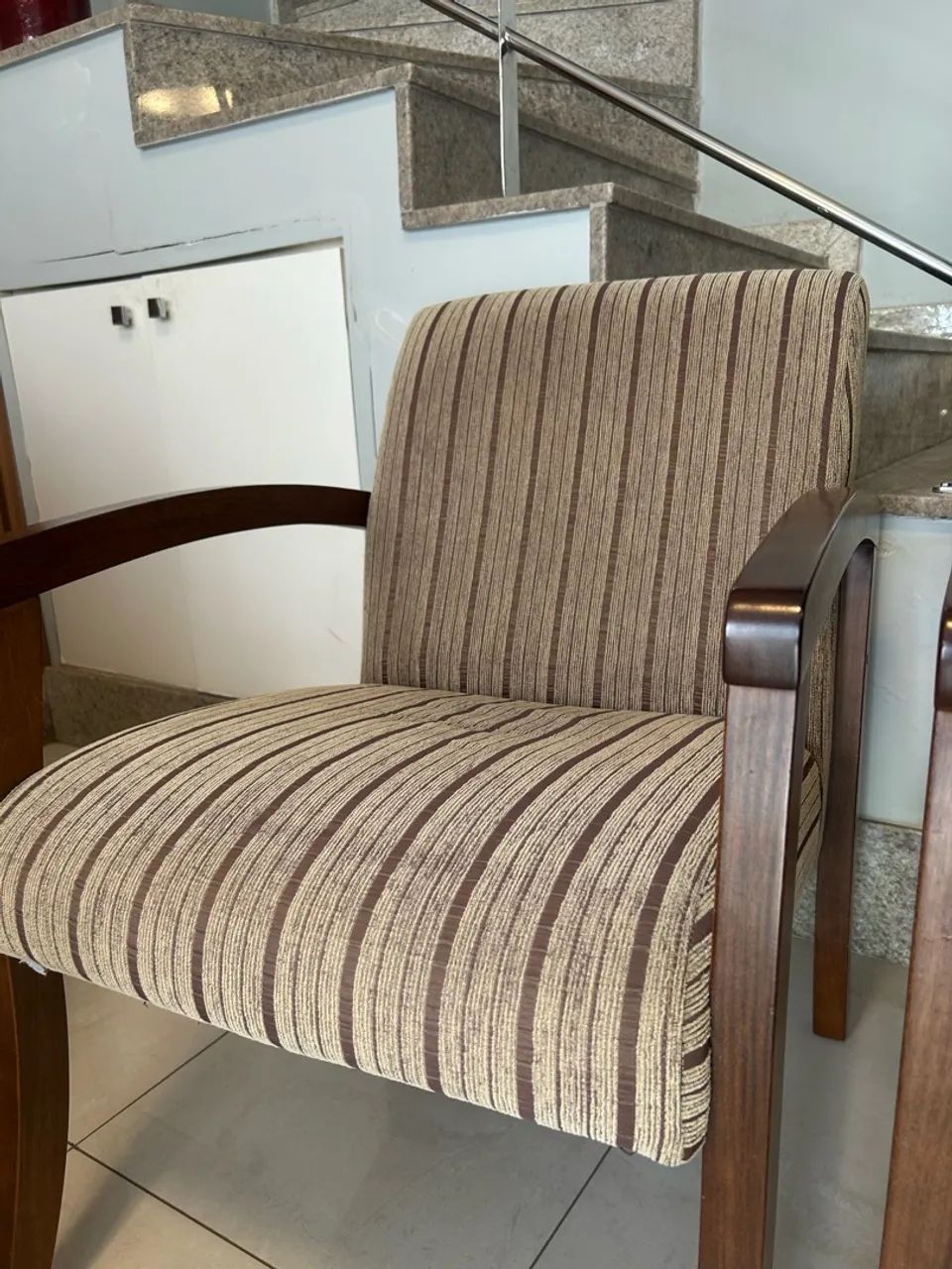 Jogo com 2 Poltronas para sala  - Foto 4