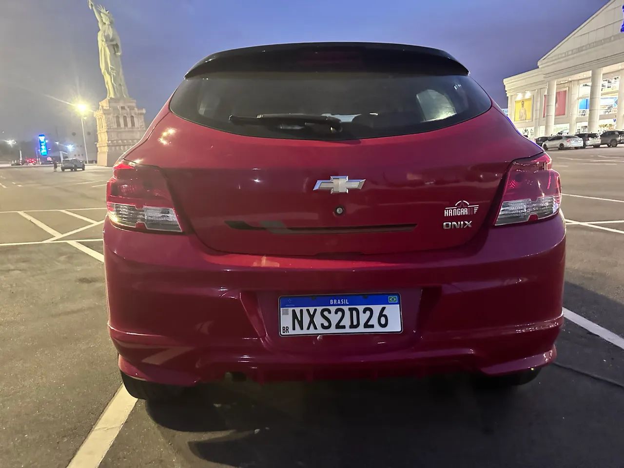 Chevrolet Onix Hatch Effect 1.4 8V Flex Power Mec. 4P 2016 - Foto 4