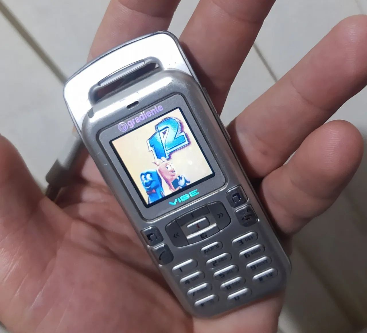 Gradiente VIBE celular antigo RELIQUIA funcionando  raro 