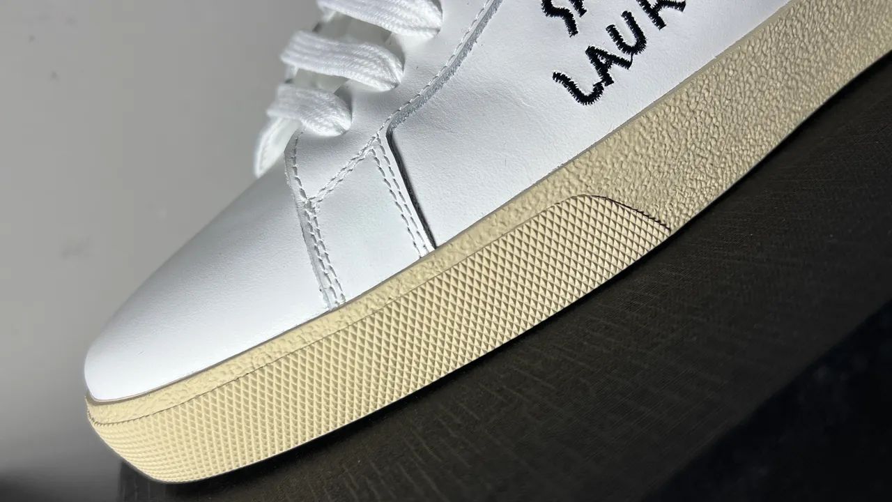 Tênis ysl - Foto 5