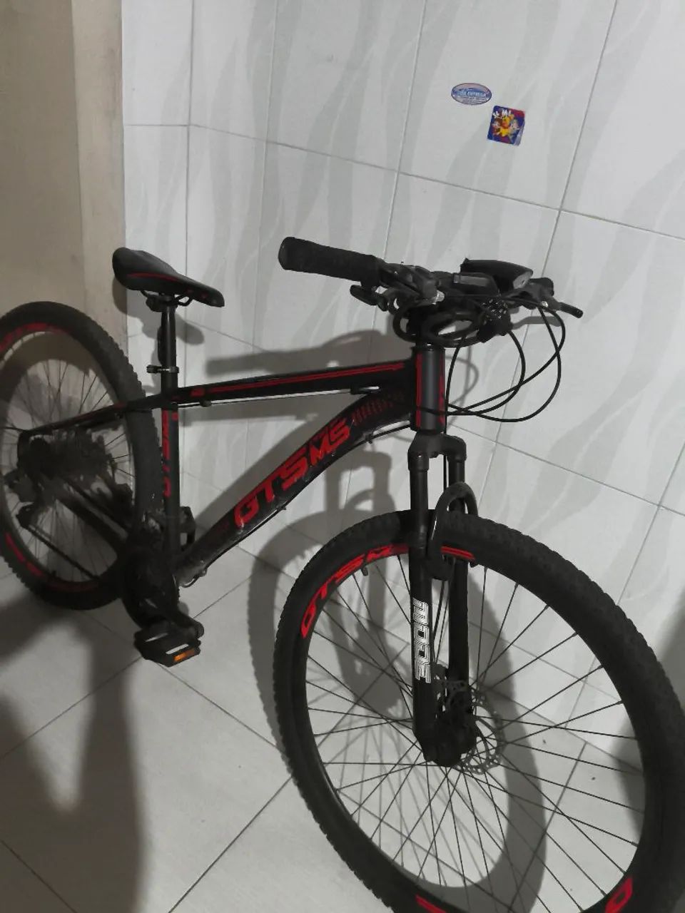 Bicicleta aro 29 semi nova tá toda certinha 
