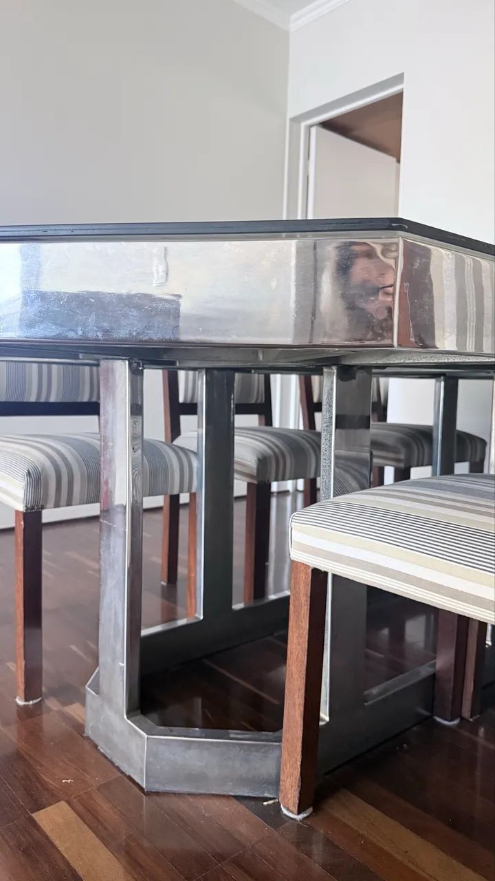 MESA DE JANTAR COM PES EM INOX E TAMPO DE VIDRO COM 6 CADEIRAS - Foto 2