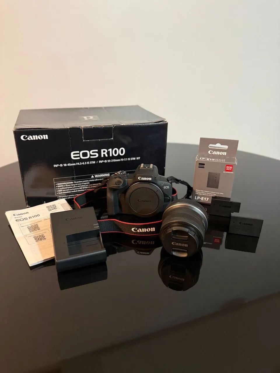Câmera cânon R100 eos RF com 2 bateria  - Foto 3