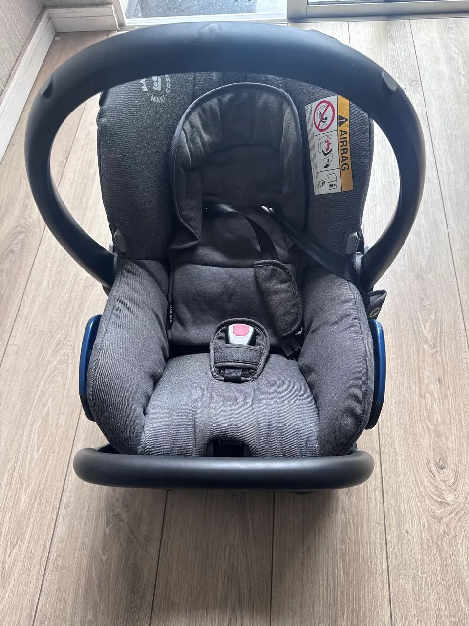 Carrinho de bebe maxi cosi anna ( carrinho + bebe conforto + base )  - Foto 5