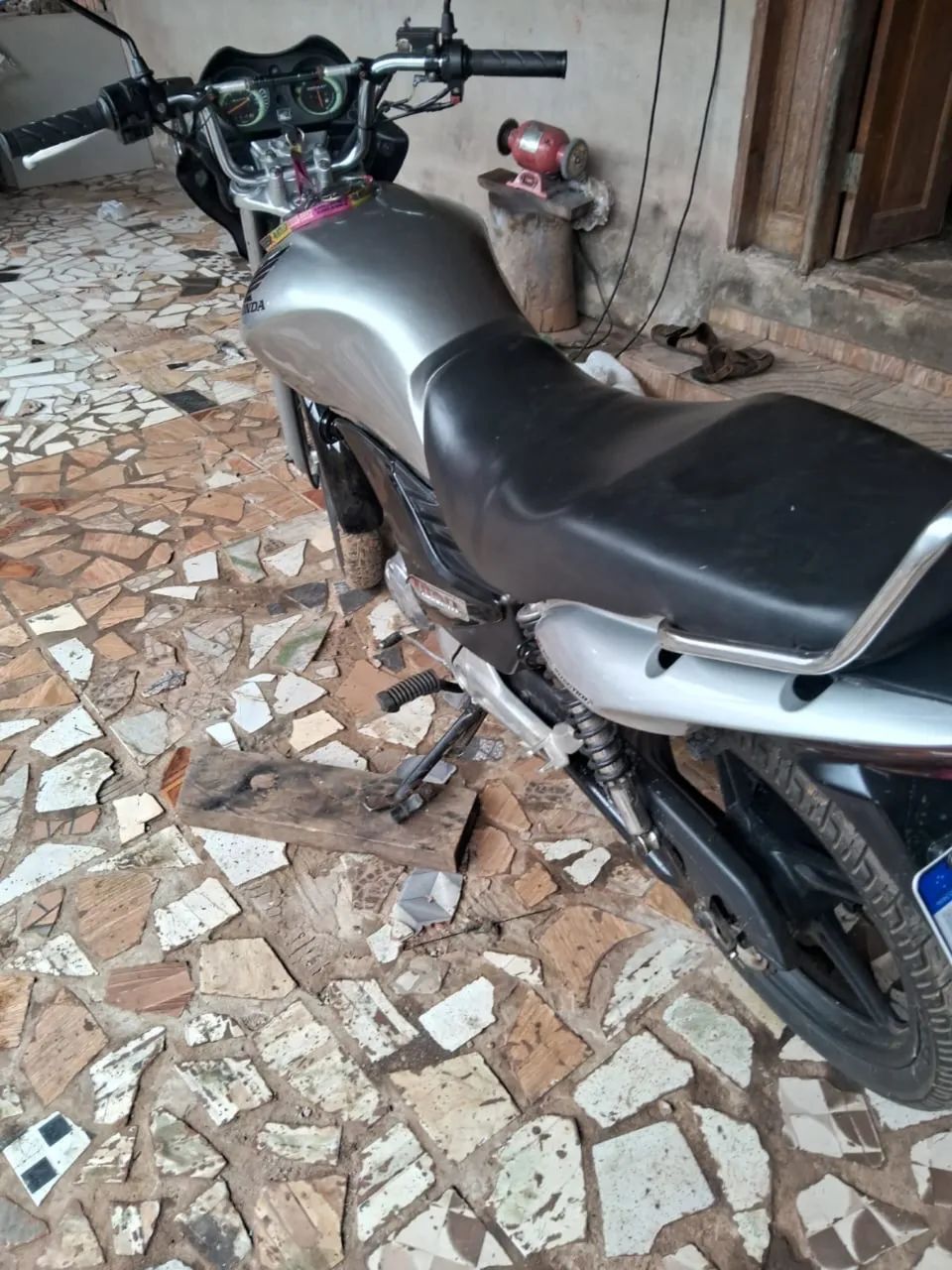 Titan 150 - Foto 4