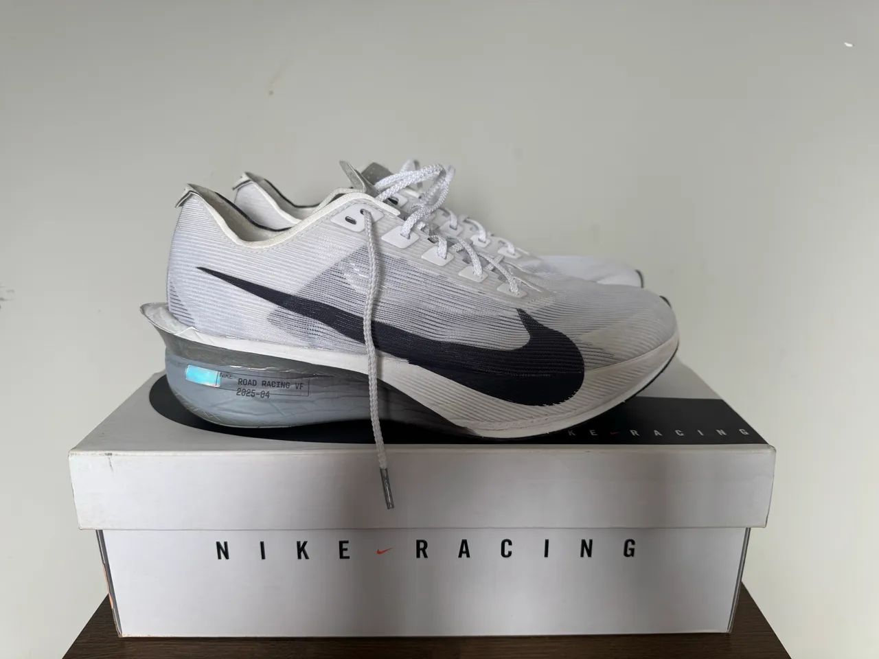 Tênis Nike VaporFly 4 - Foto 2