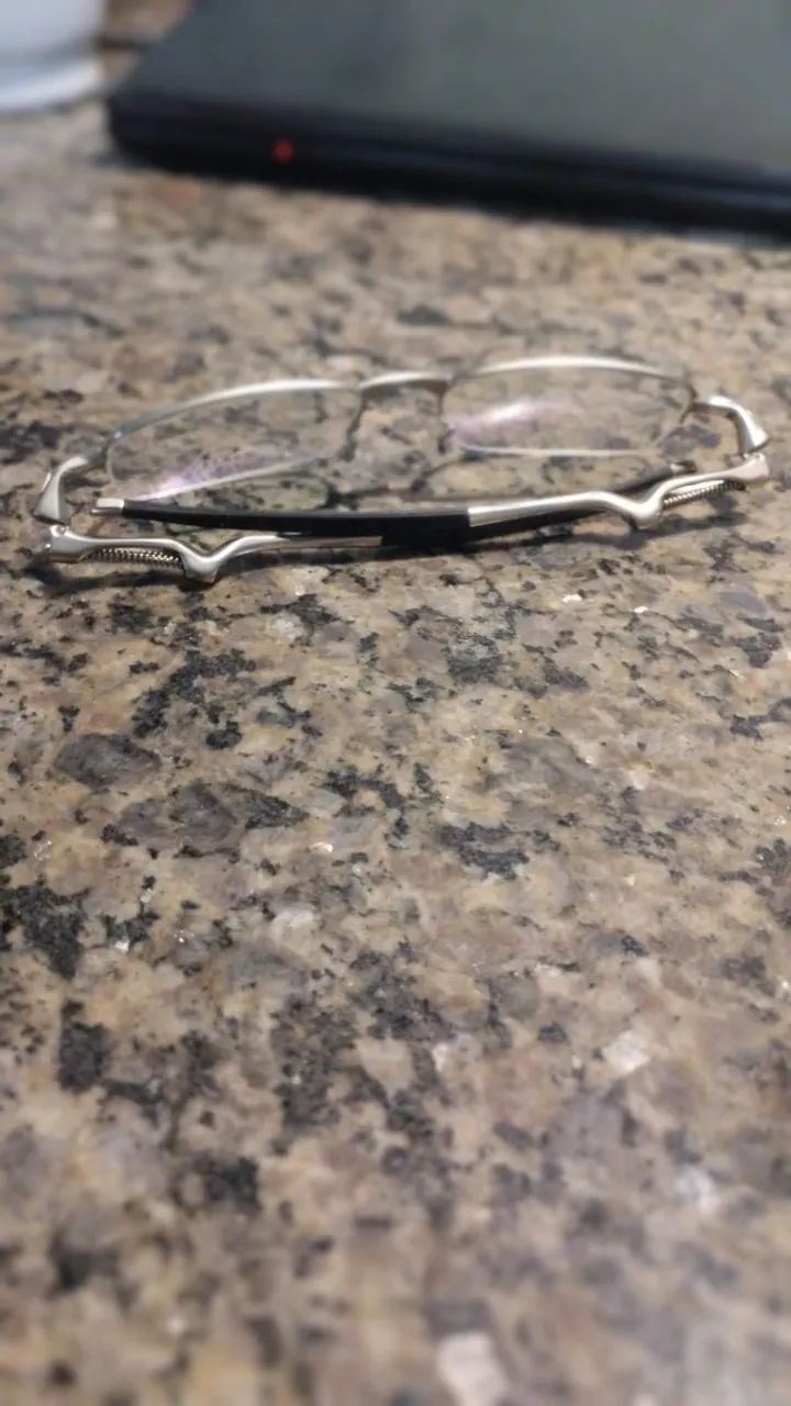  Armação Estilo Oakley Sem Aro - SEMI-NOVA  