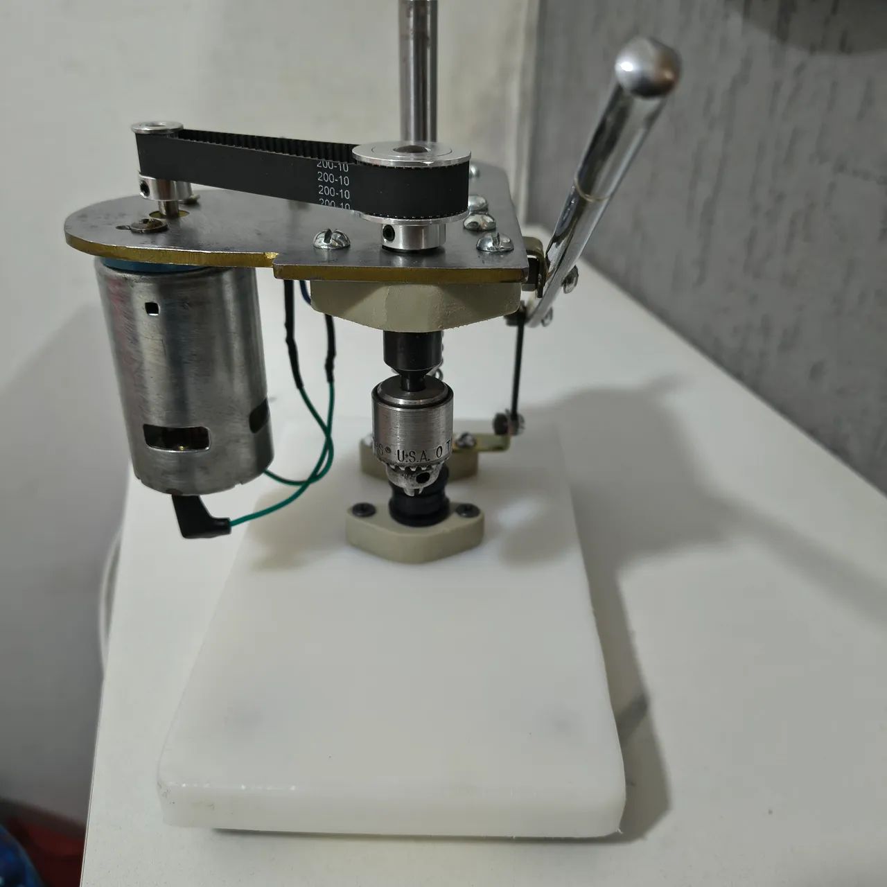 Furadeira de bancada 12v - Foto 4