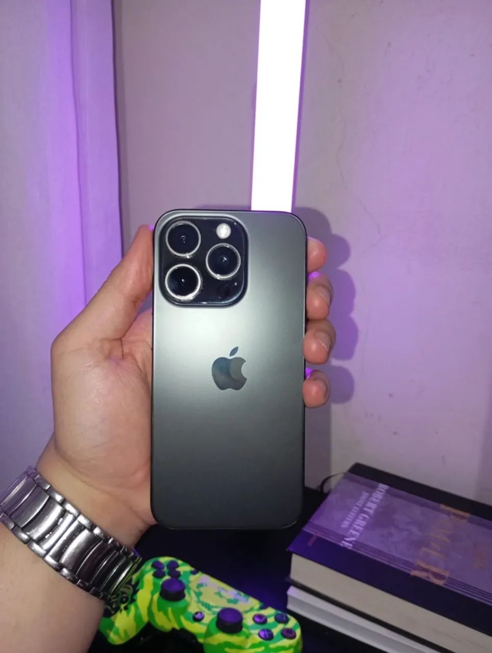 iPhone 15 Pro 256gb - 90% bateria - Foto 3