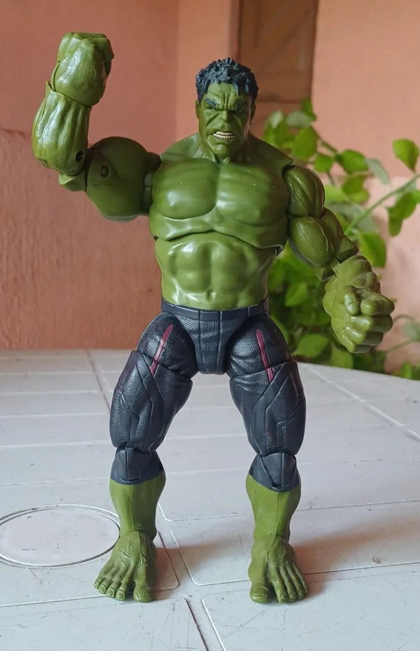 Hulk Marvel Legends 